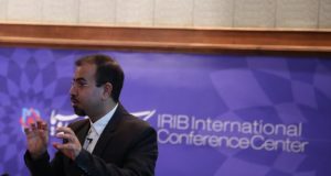 دکتر علی خویه سخنرانی و تدریس در سالن همایش های بین المللی صدا و سیما